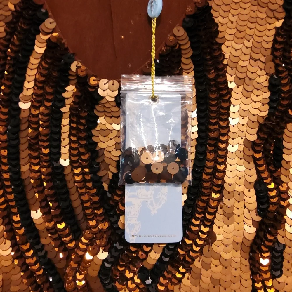 💥New💥TRACY REESE🥳Host Pick🥳 Copper Sequin Shift Dress - Picture 3 of 6